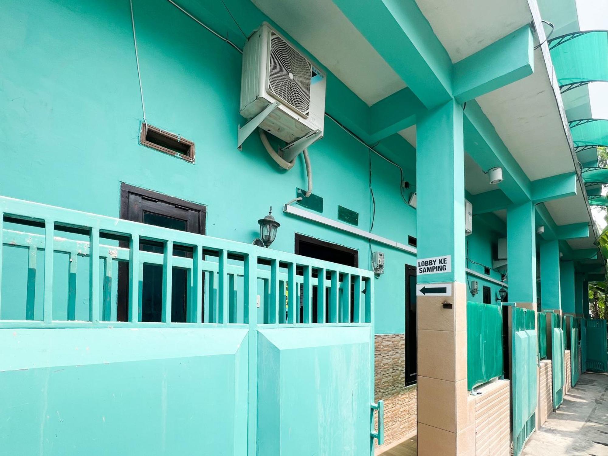 Reddoorz Near Sunrise Mall Mojokerto Exteriör bild